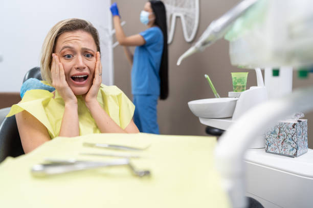 Best Urgent Tooth Repair  in Shirley, NY
